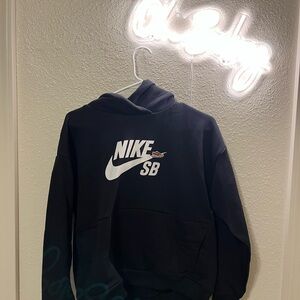 NEW WITH TAGS kids Nike hoodie